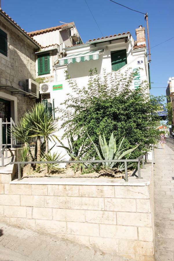 Apartments Kuca Mala Сплит Екстериор снимка